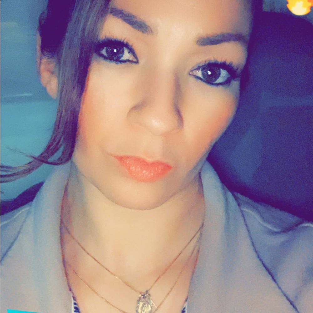 Meet your Posher, Erica